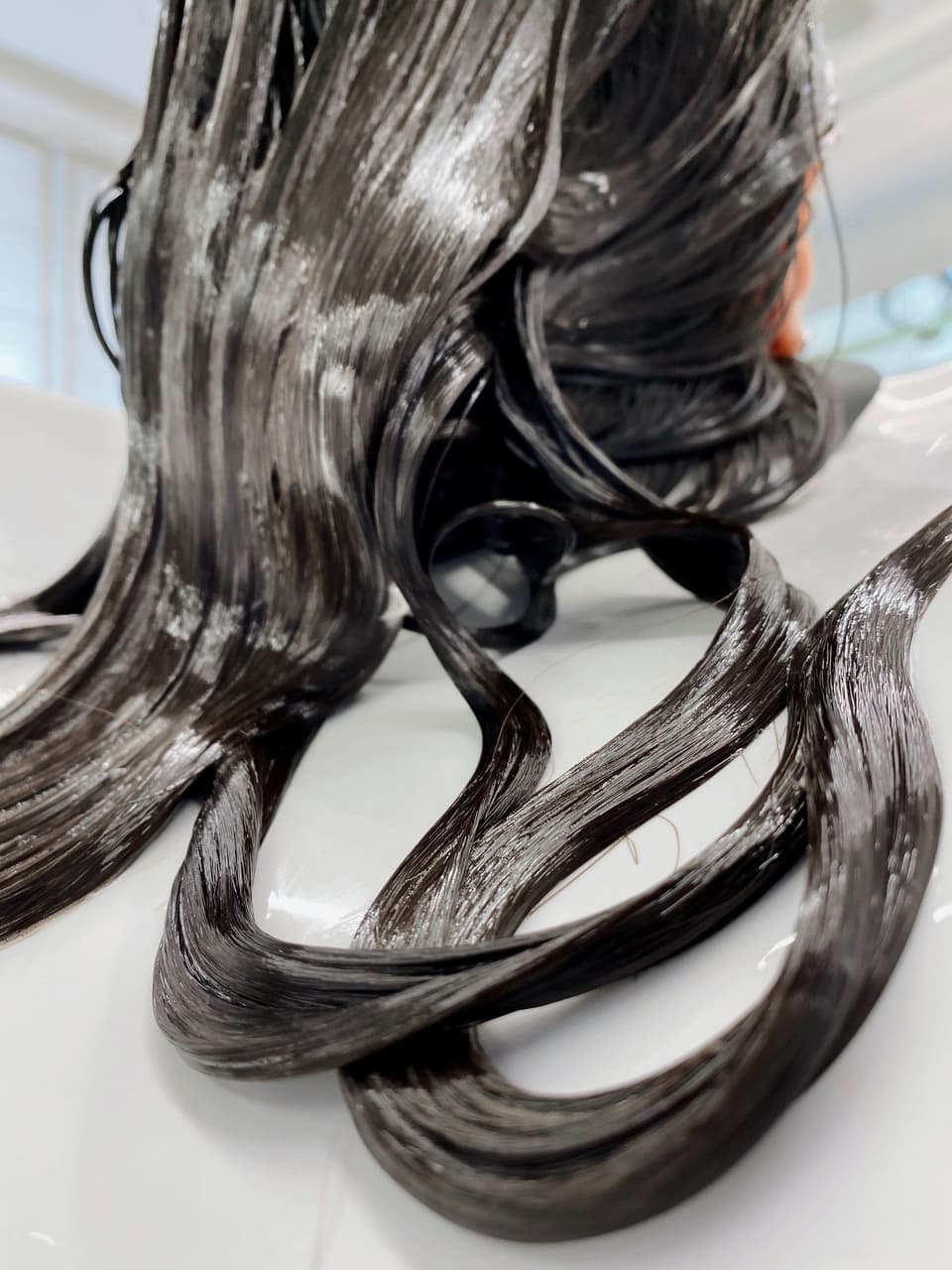 Bond treatment worked through wet hair